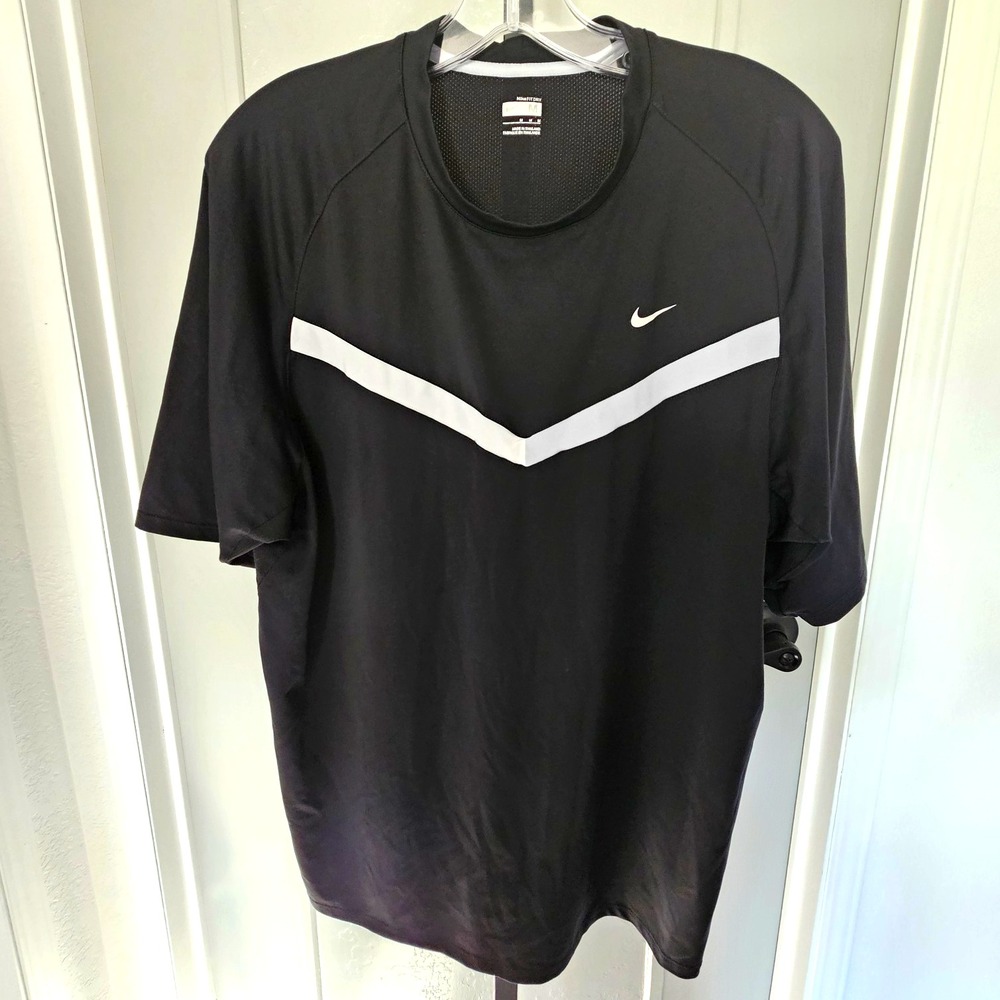 Nike Dri-FIT Men's M Black Athletic T Shirt White Chevron Swoosh